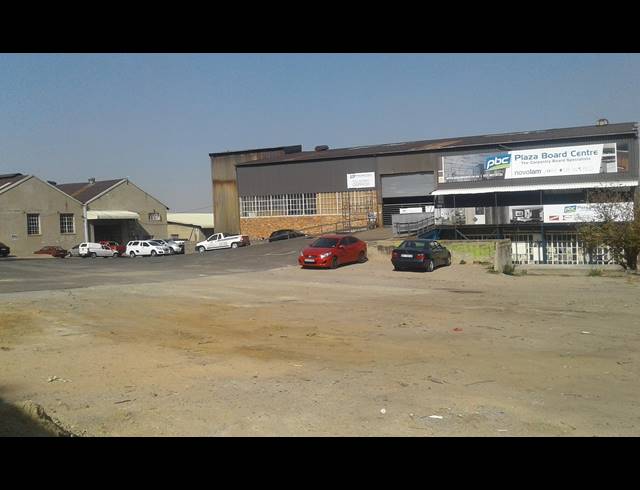 13,500M² WAREHOUSE FOR SALE IN ALBERTON NORTH
